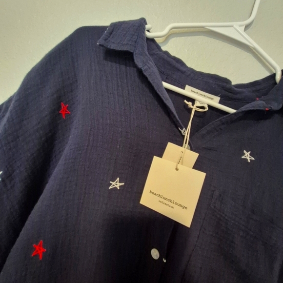 beachlunchlounge Dark Blue Cute Top with Star Accents. - Picture 2 of 3